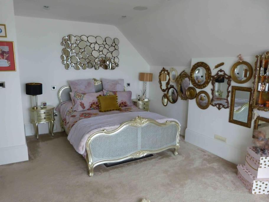 브로드스테어즈 Amazing Sea Views And Much More…. 아파트 외부 사진